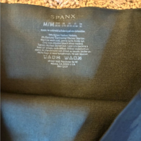 SPANX Camouflage Leggings | Size Medium | NWOT - Picture 8 of 8